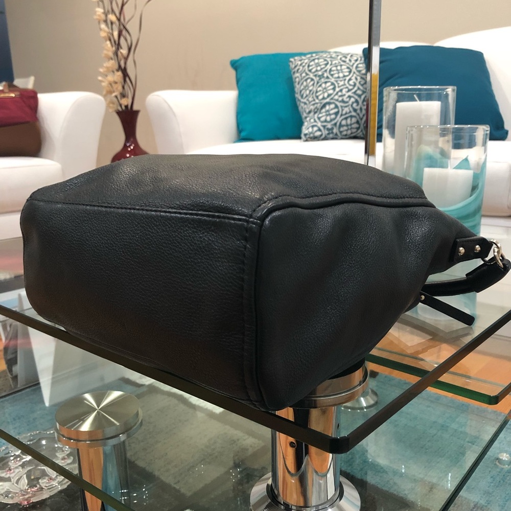 Kate Spade Classic Black Pebbled Leather Bag - Picture 5 of 8